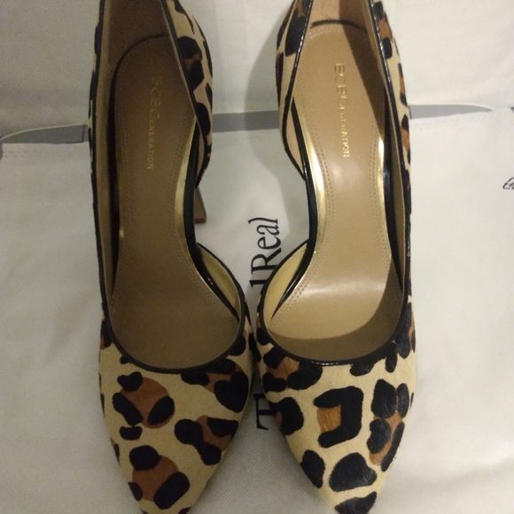 SOLD - Picture 3 of 4